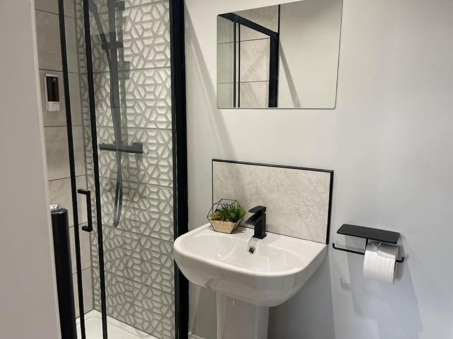 Durham Hideaway Apartment Bagian luar foto