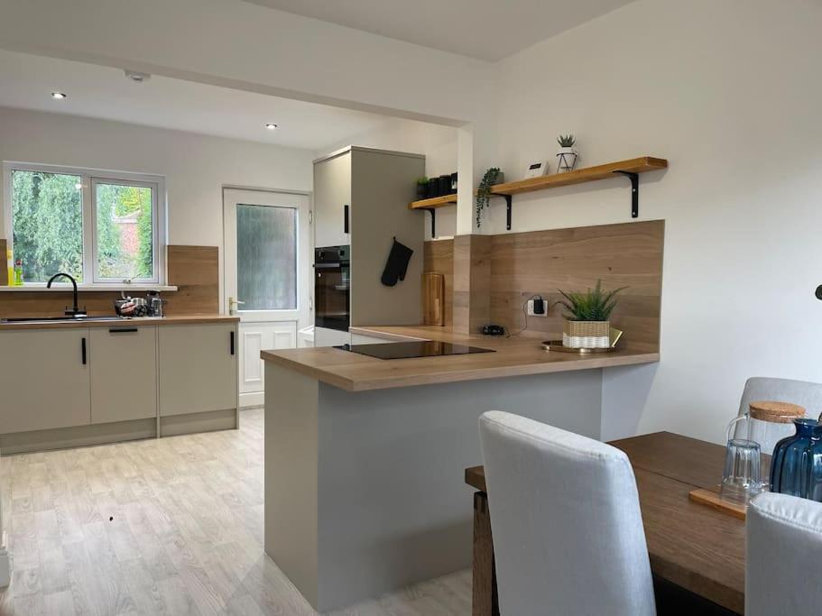 Durham Hideaway Apartment Bagian luar foto